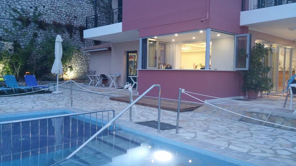 Aparthotel Katerina Lefkada à Vasilikí Extérieur photo