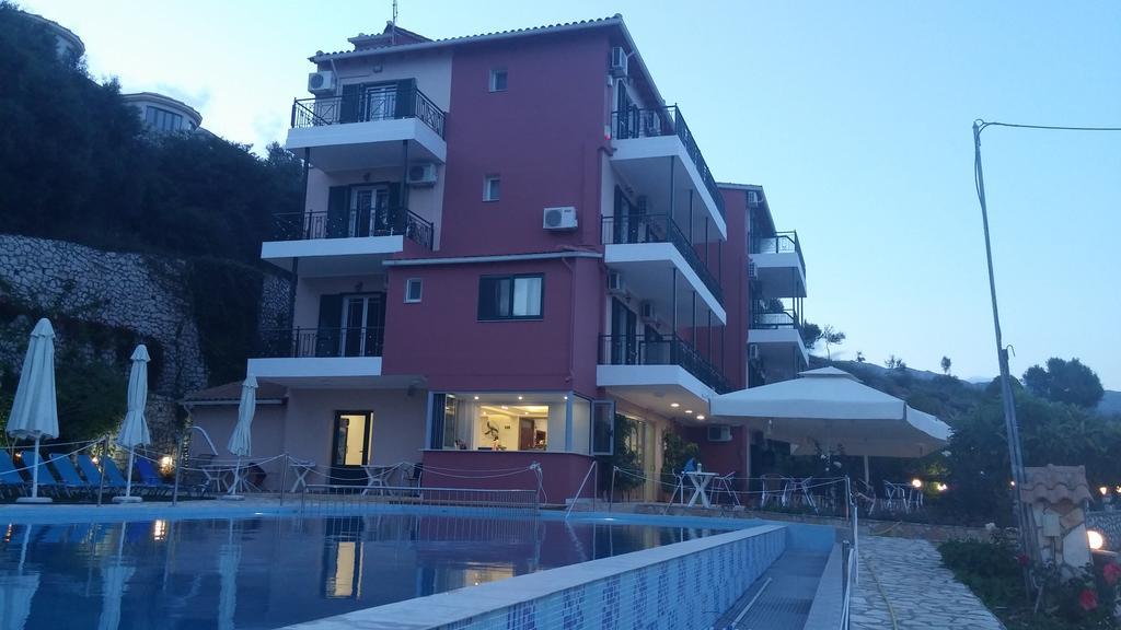 Aparthotel Katerina Lefkada à Vasilikí Extérieur photo